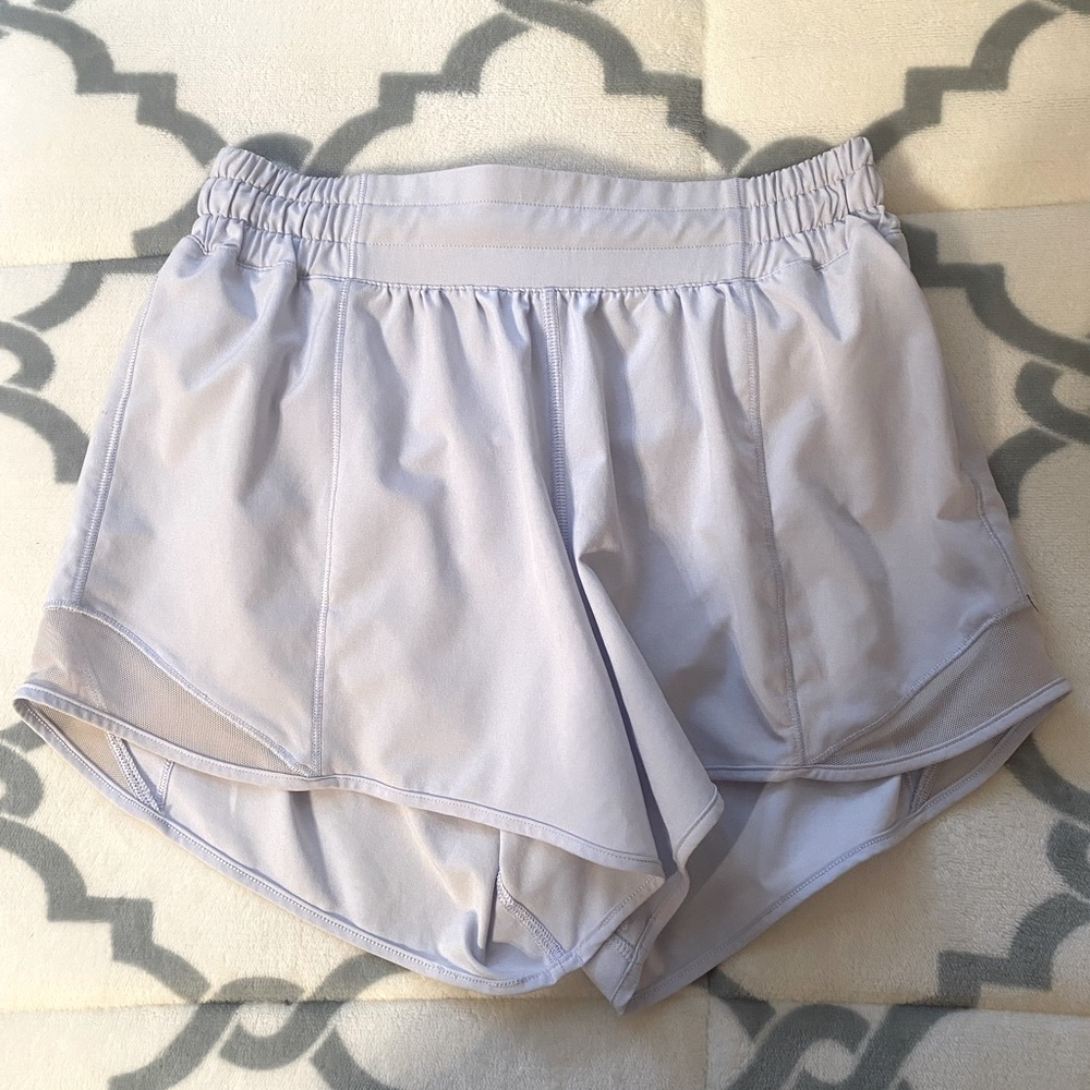 Lululemon Run- Size 4 Lilac Ether 4 inch Hotty Hot Low Rise Shorts